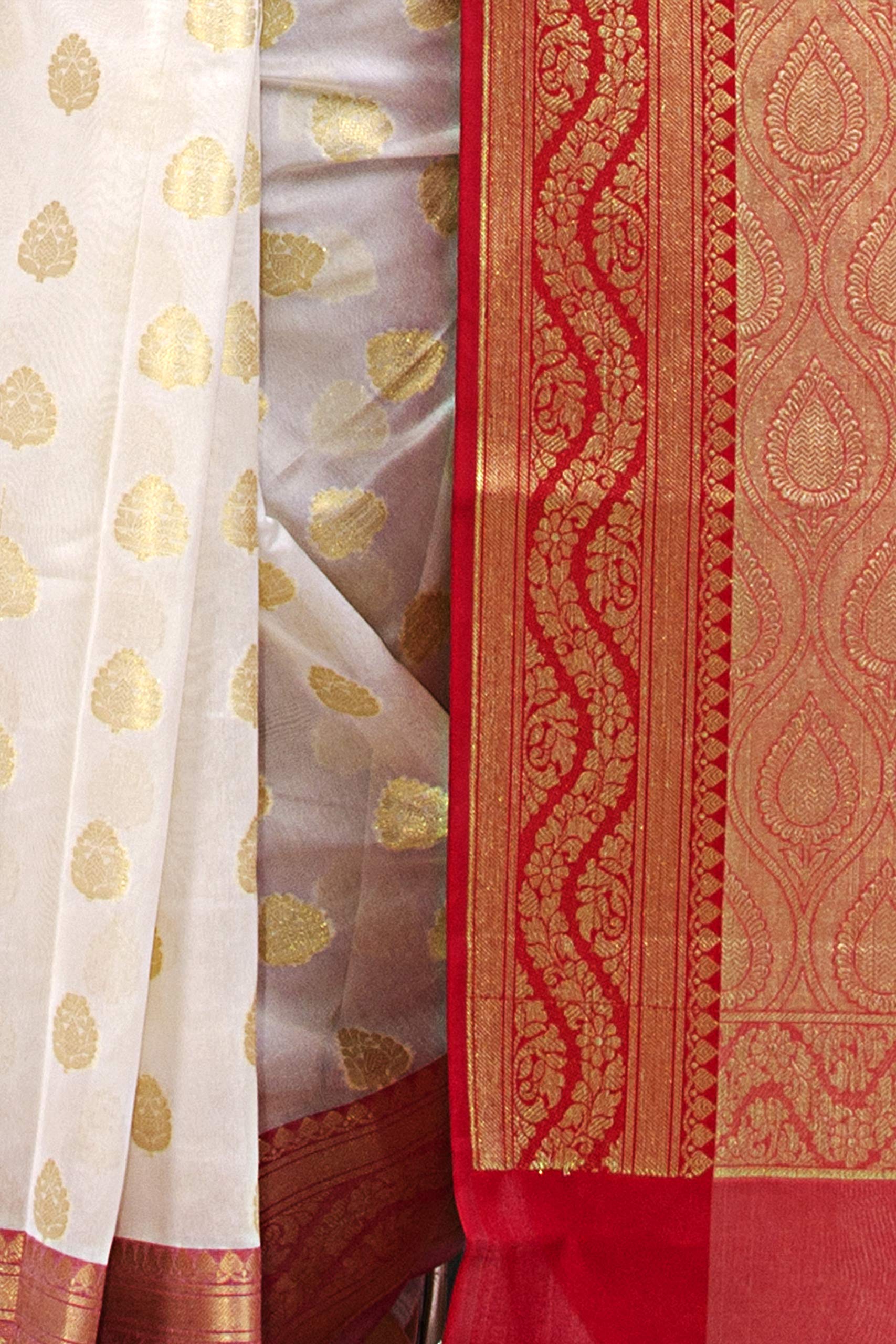 Chandrakala Banarasi Saree for Women with Unstitched Blouse Piece Indian Wear (1088) - Image 4