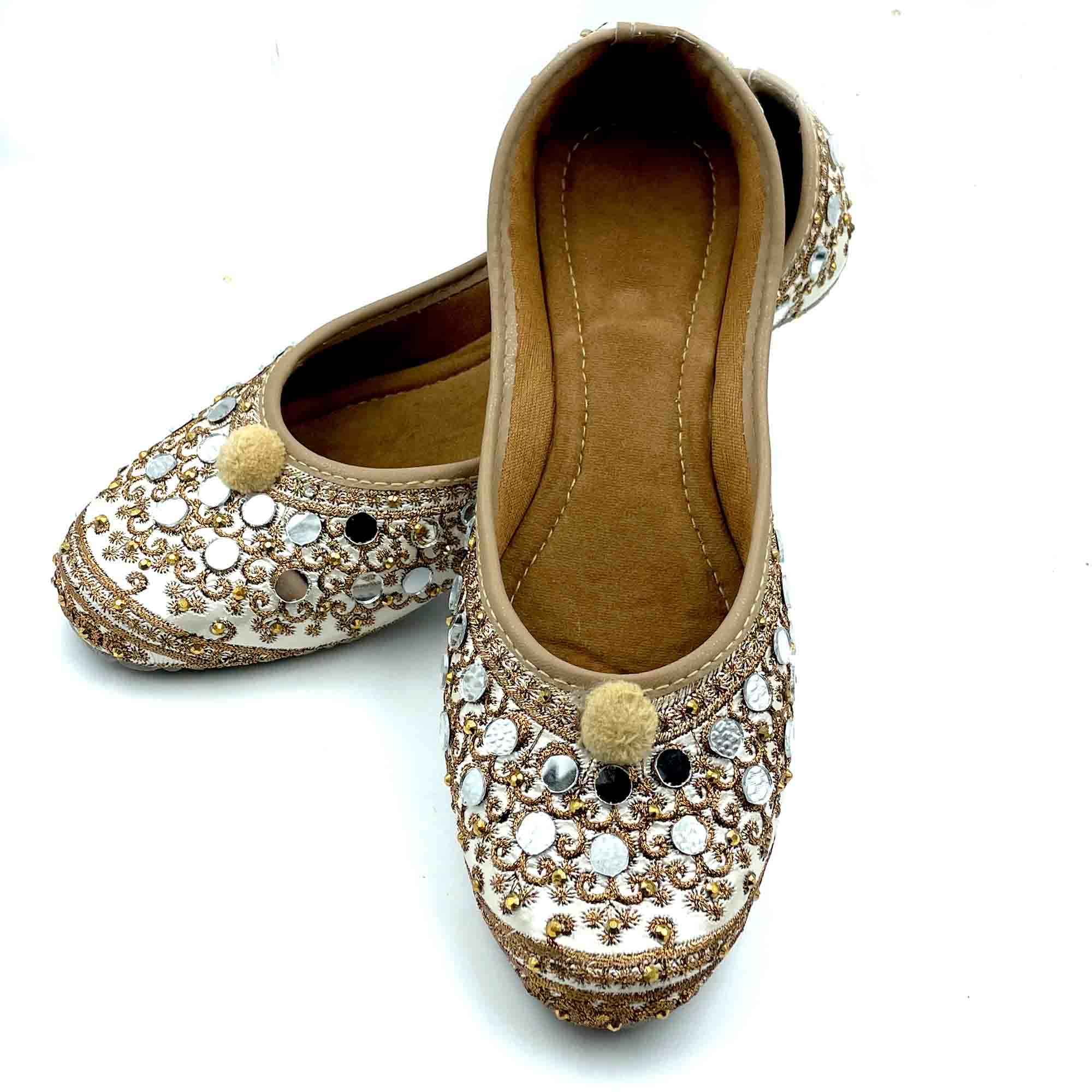 Chandrakala Bridal Mojaris for Women Flats Punjabi Jutti (WF131-P) - Image 3